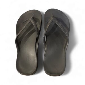 Archie’s- Men's US 12  Black Flip Flops